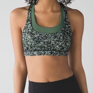 Rare Lululemon | Stuff Your Bra III